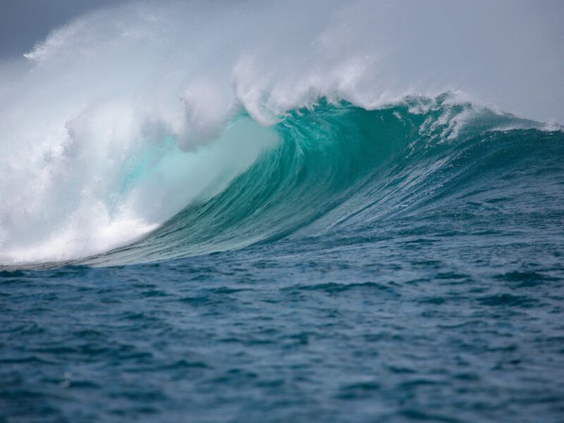 ocean wave image